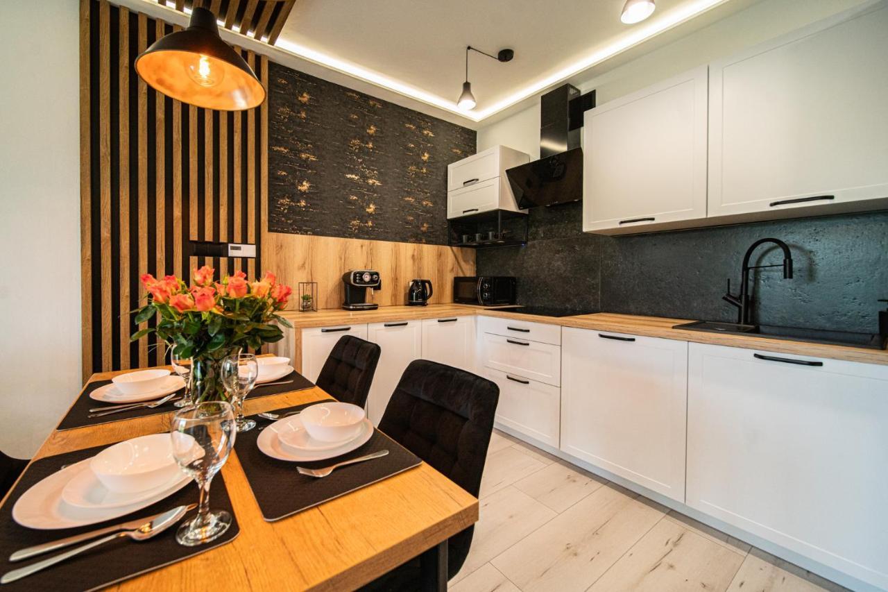 Apartament Duzy Staw Apartment Jelenia Gora Luaran gambar